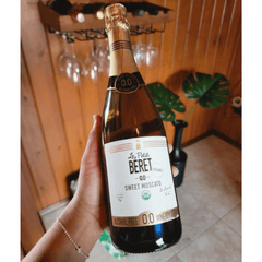 Le Petit Beret - Sweet Moscato Sparkling (0.0%) - Halal Wine Cellar